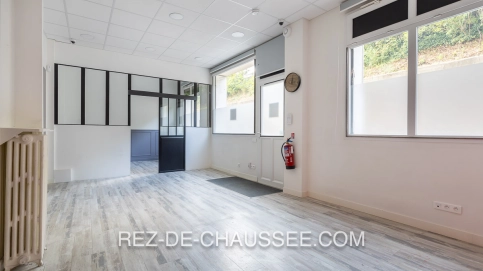 53360777a.jpg LOCAL COMMERCIAL – IDEAL PROFESSIONS LIBERALES