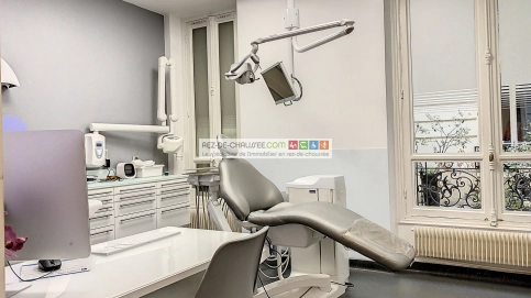 54285353b.jpg LOCATION CABINET DENTAIRE A PASSY PARIS 16