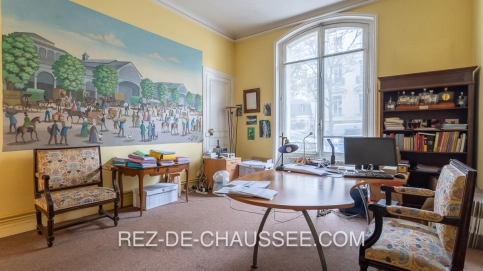 54309780a.jpg CABINET PROFESSIONS LIBERALES SUR L’AVENUE D’IENA