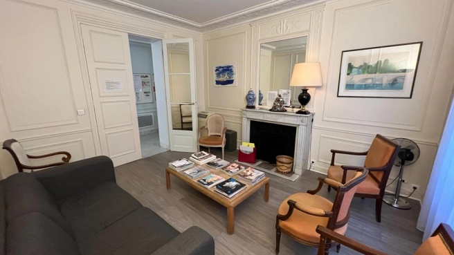 Location de quatre salles de consultations rue Léon Vaudoyer